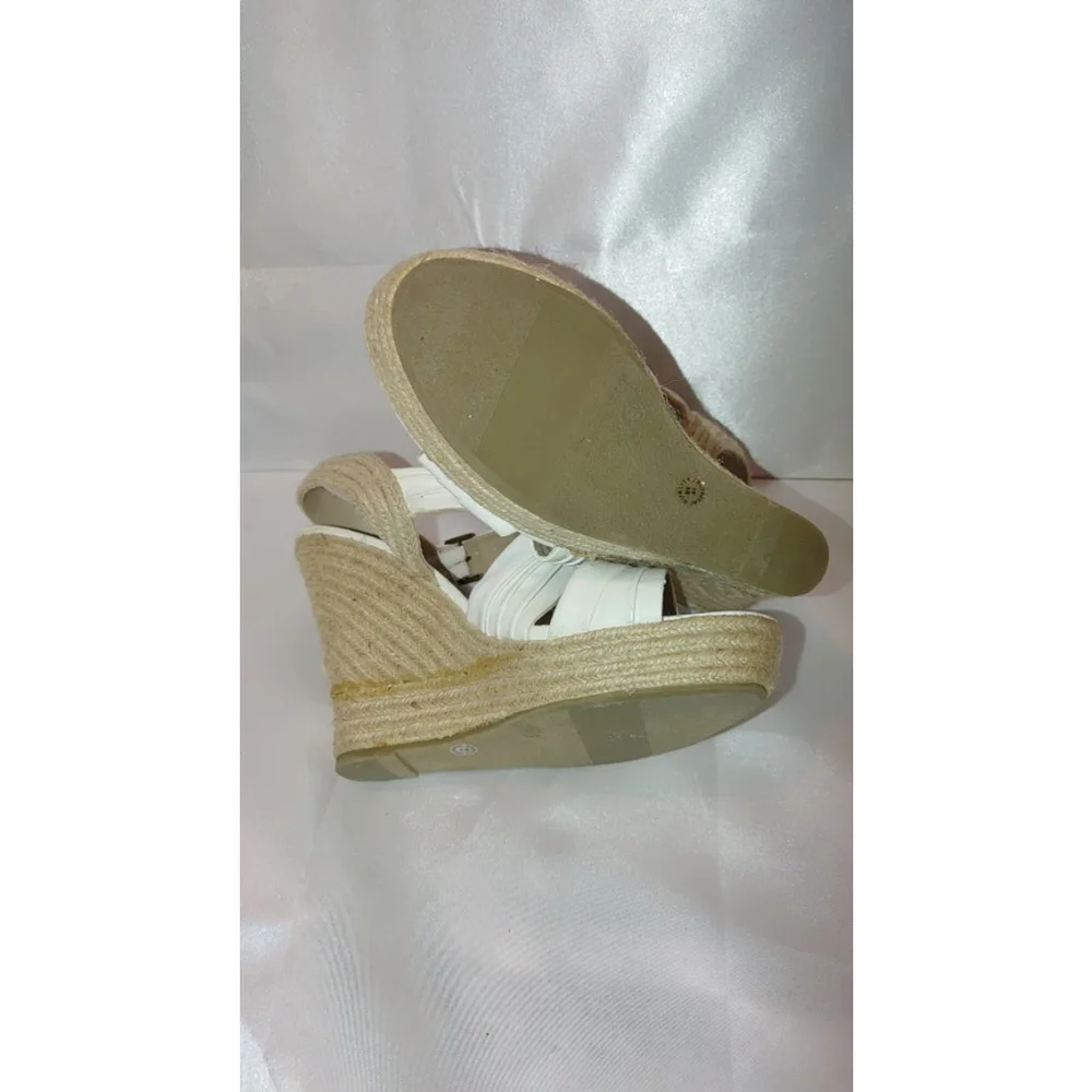Decree Leather Wedges Size 8